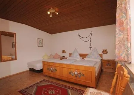 Haus Moosbrugger Pensionat Reutte